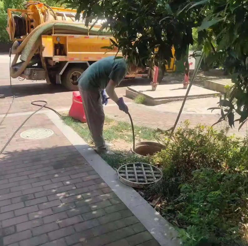 润州市政排污管道清淤疏通——专业团队，让您全程省心！