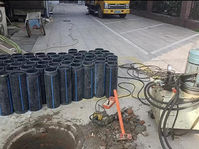 润州PE置换管厂家 DN315置换管 非开挖管短管置换